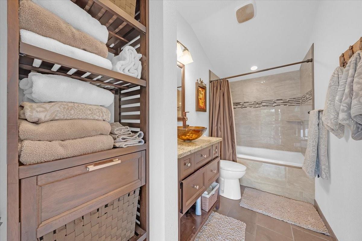 Image 39 of 50 For 8813 Lagoon Street