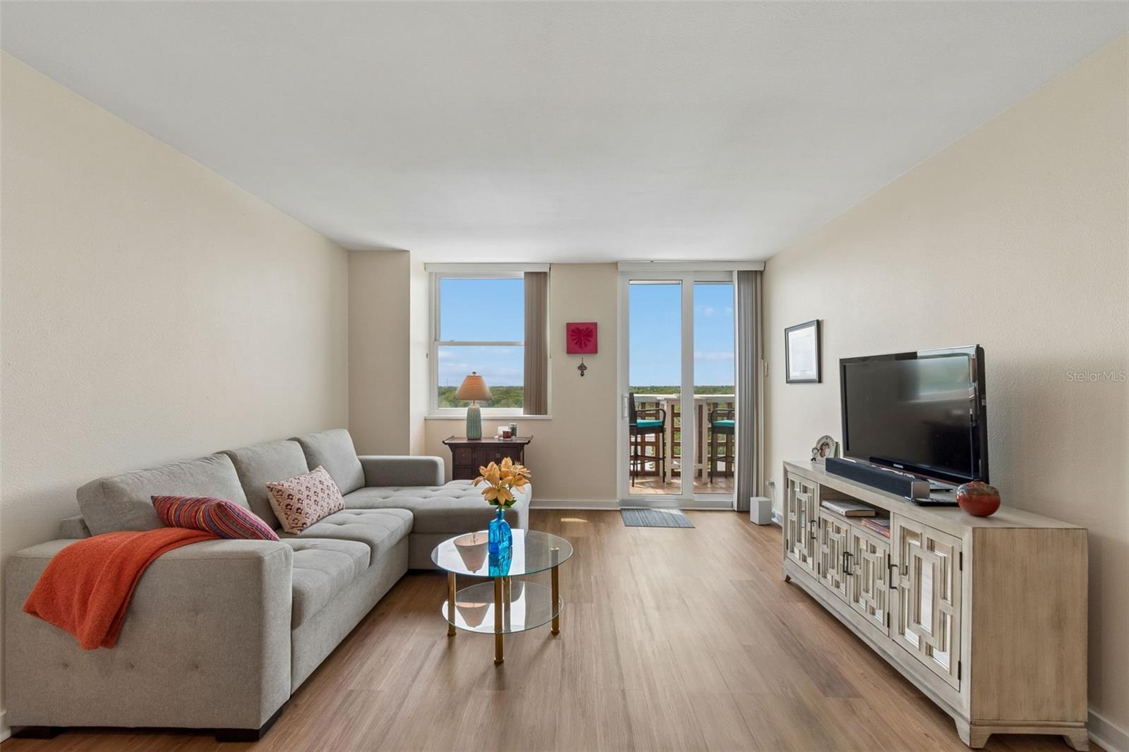 Image 12 of 31 For 4015 Bayshore Boulevard 9d