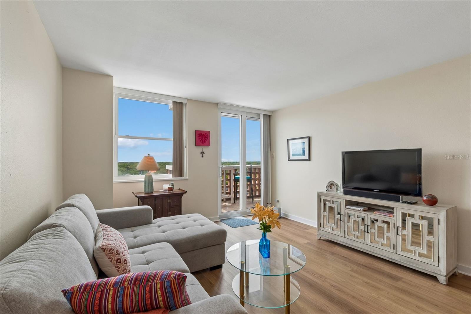 Image 14 of 31 For 4015 Bayshore Boulevard 9d