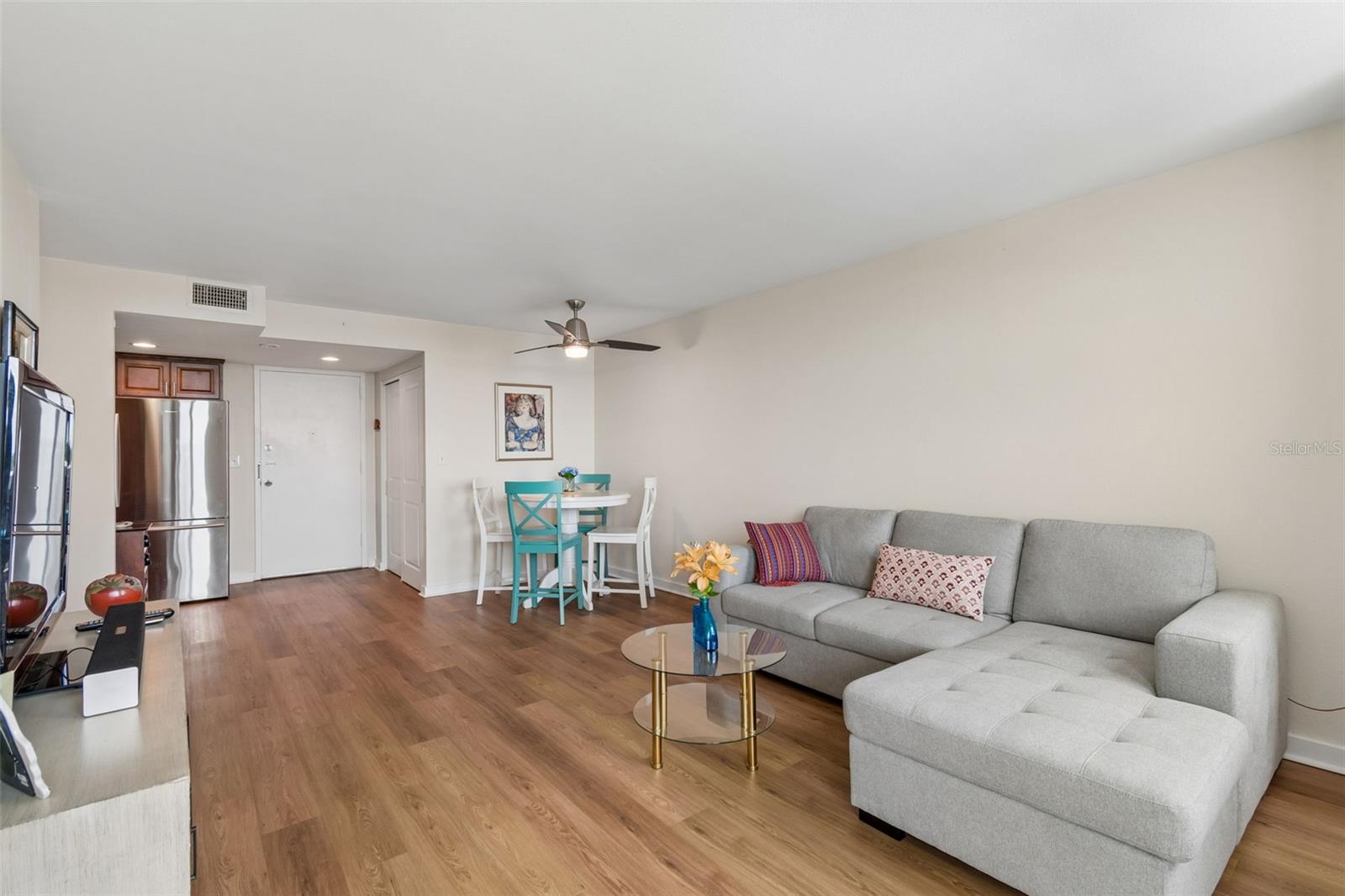 Image 15 of 31 For 4015 Bayshore Boulevard 9d