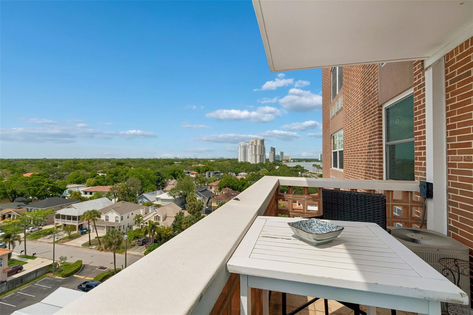 Image 23 of 31 For 4015 Bayshore Boulevard 9d