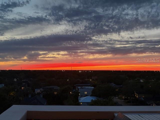 Image 24 of 31 For 4015 Bayshore Boulevard 9d