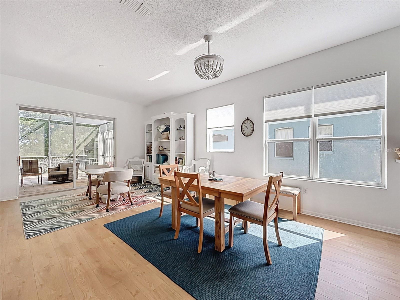 Image 31 of 95 For 11303 Clear Oak Circle