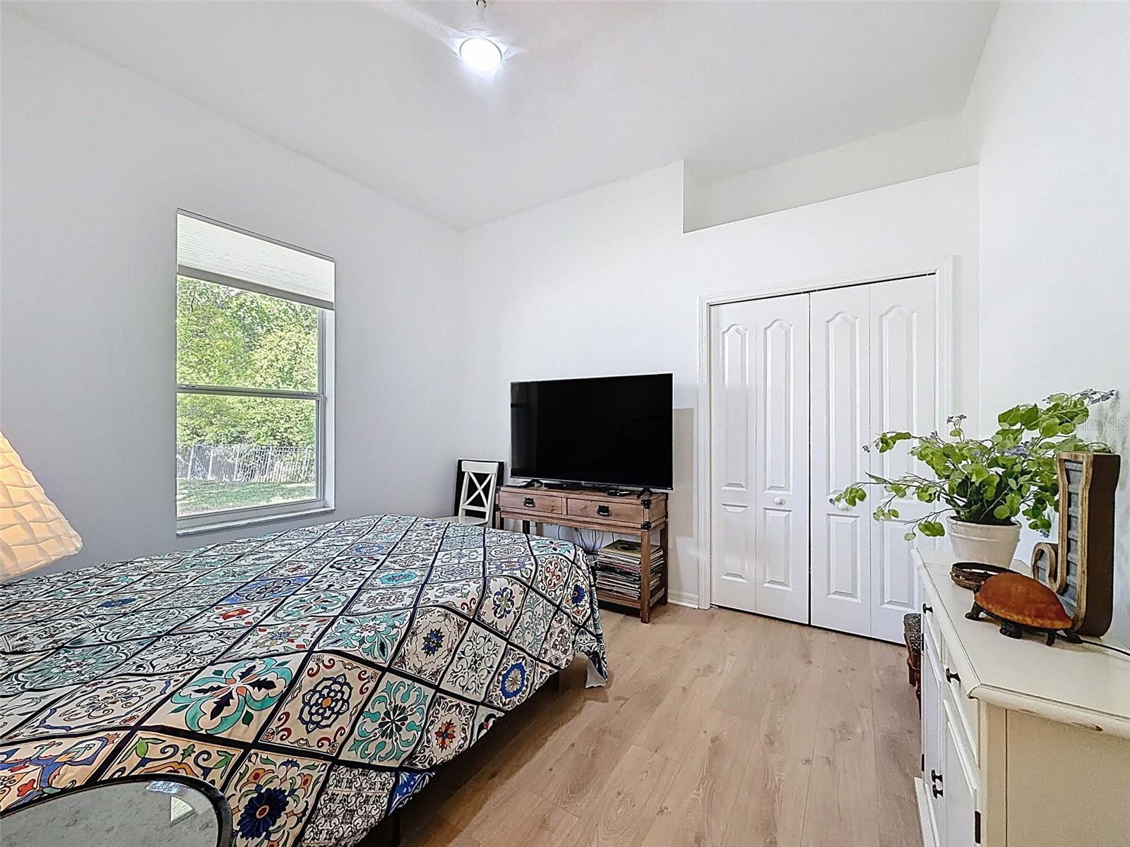 Image 36 of 95 For 11303 Clear Oak Circle