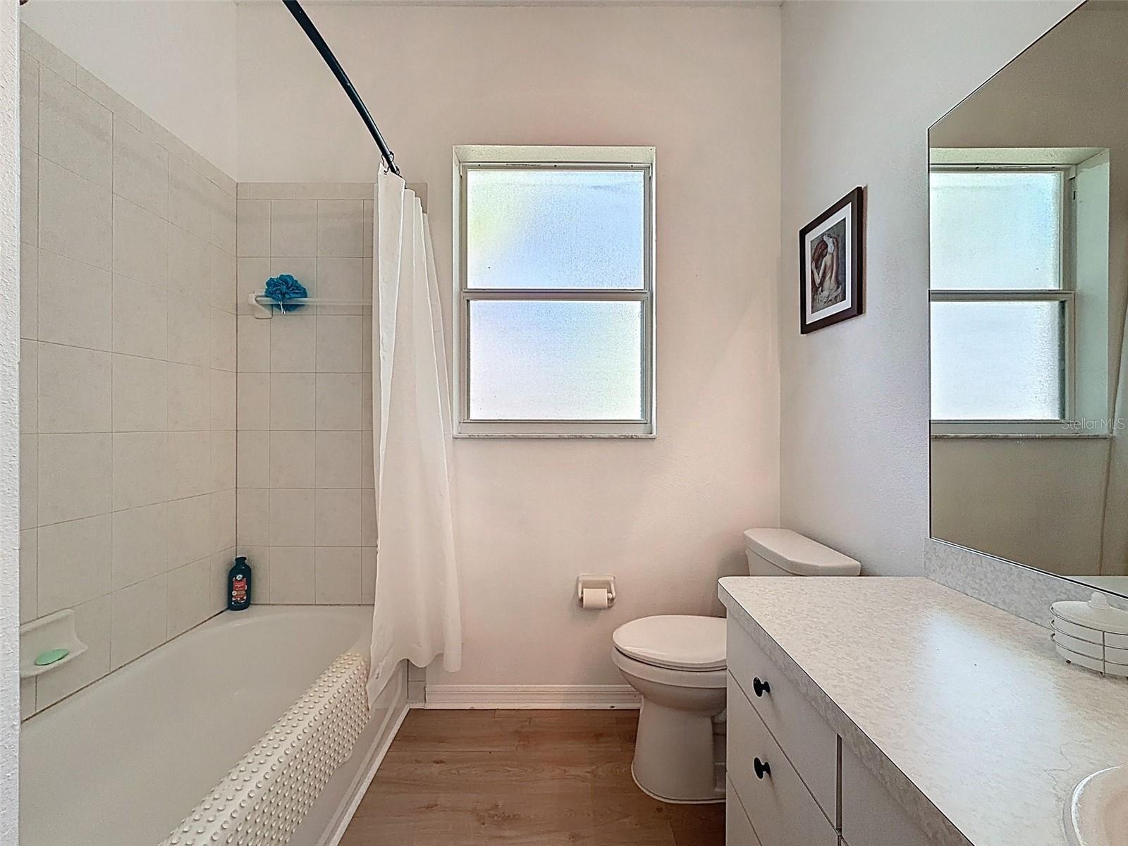 Image 40 of 95 For 11303 Clear Oak Circle