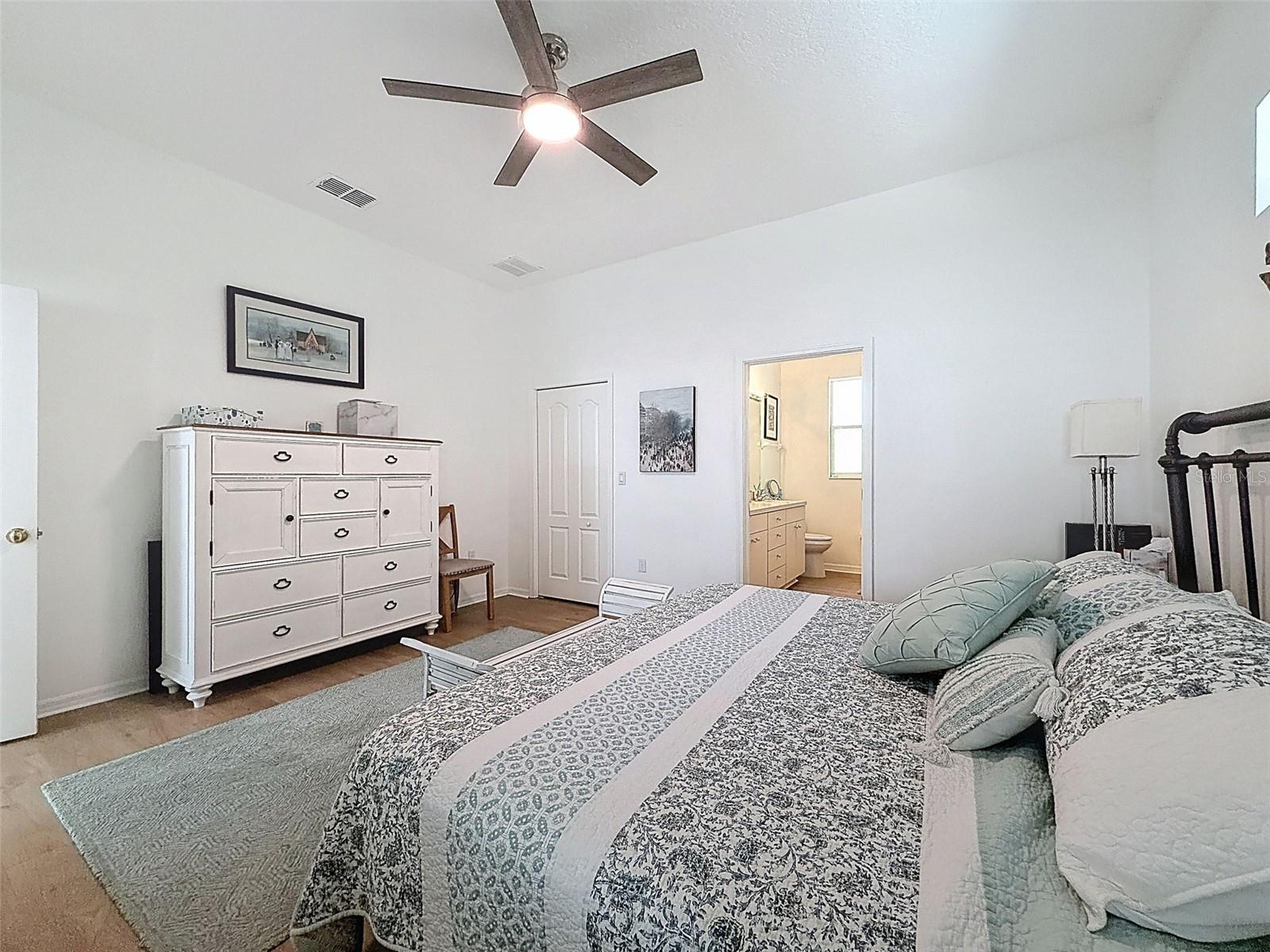 Image 47 of 95 For 11303 Clear Oak Circle