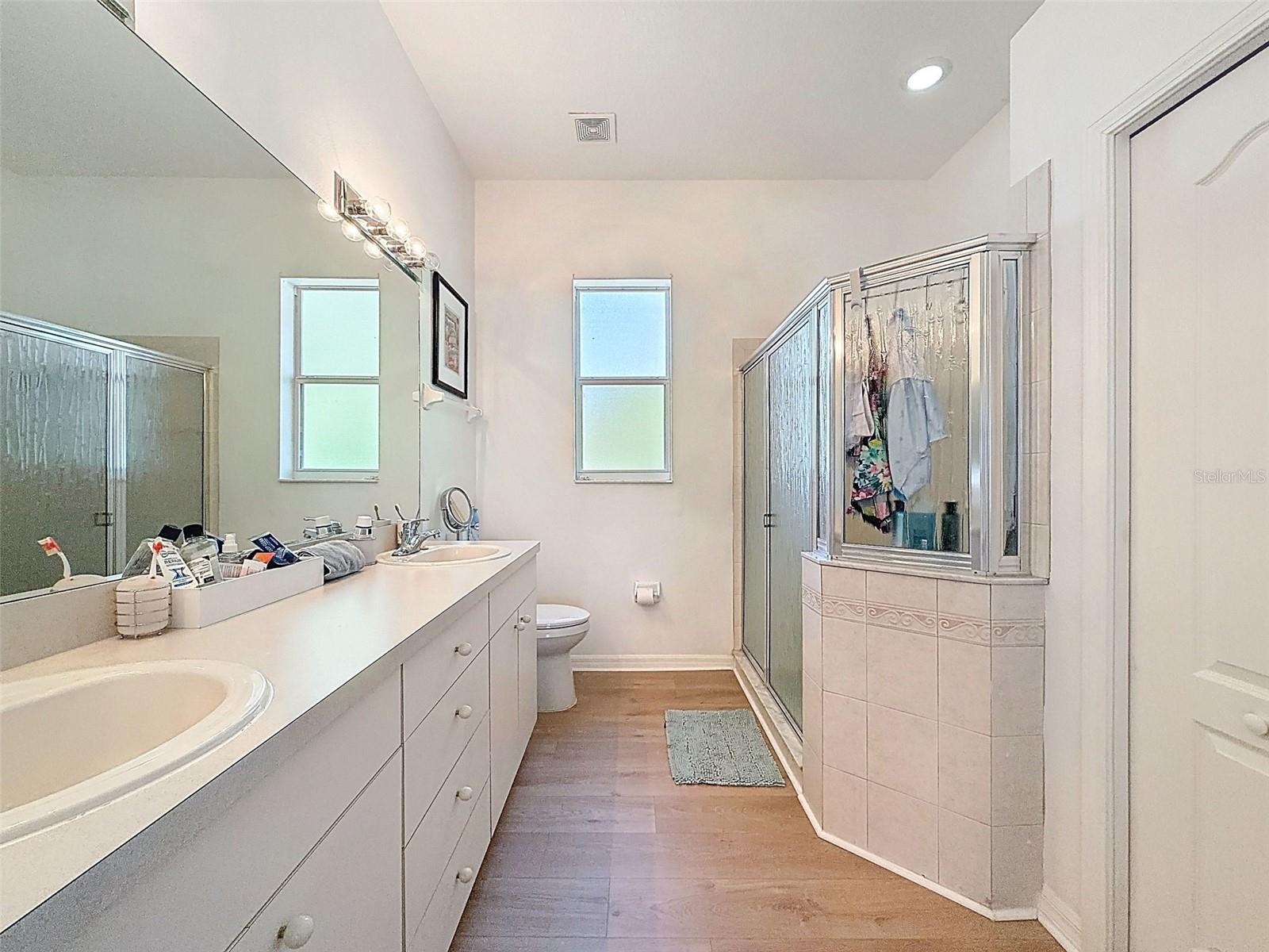 Image 49 of 95 For 11303 Clear Oak Circle