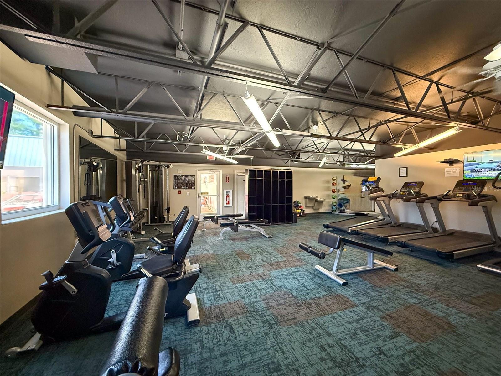 Image 81 of 95 For 11303 Clear Oak Circle