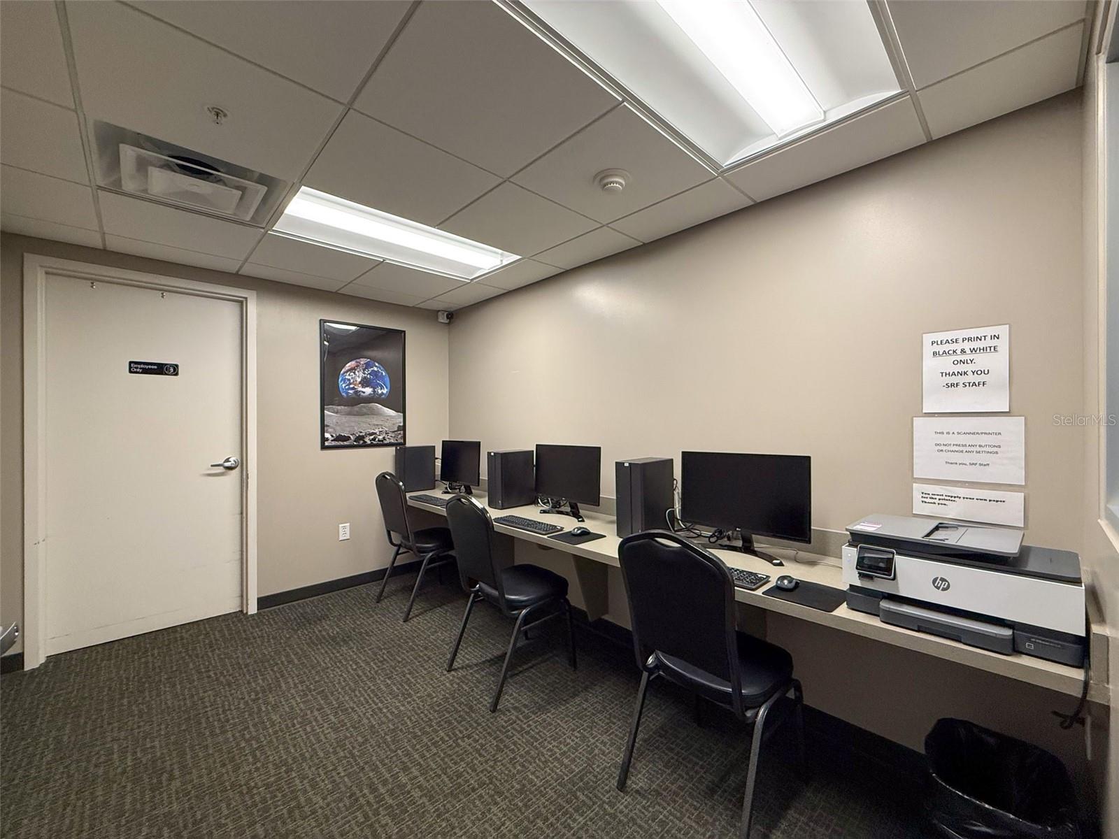 Image 89 of 95 For 11303 Clear Oak Circle