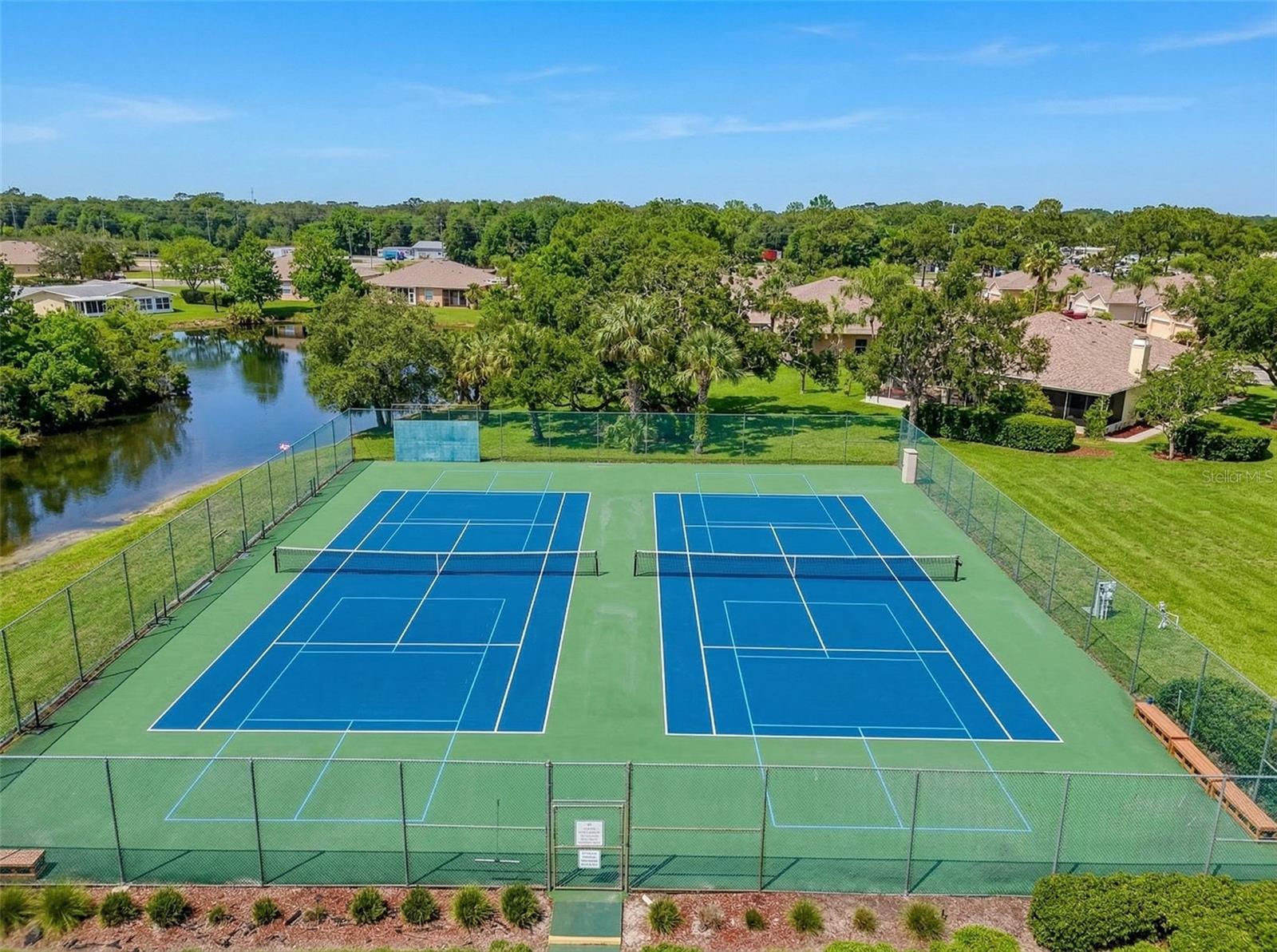 Image 94 of 95 For 11303 Clear Oak Circle
