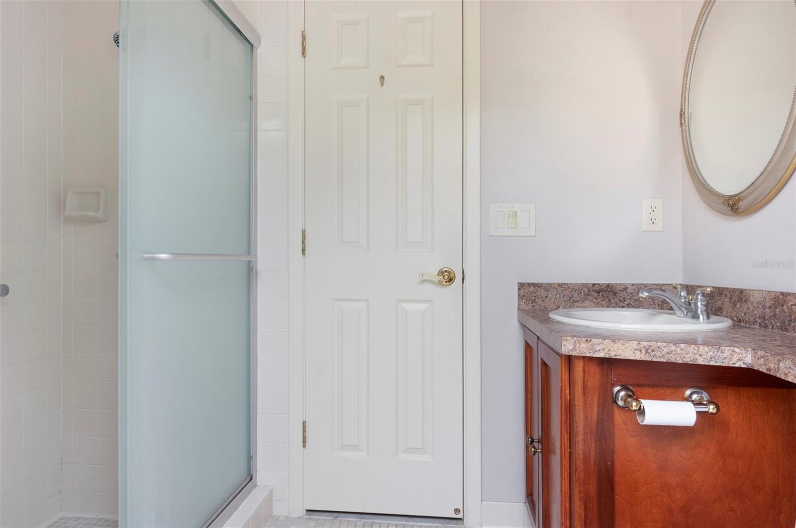 Listing photo id 22 for 491 St Tropez Circle Ne