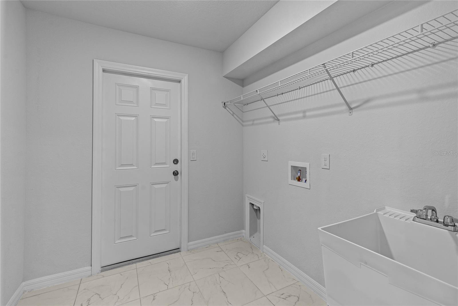 Image 20 of 27 For 710 2nd Lane