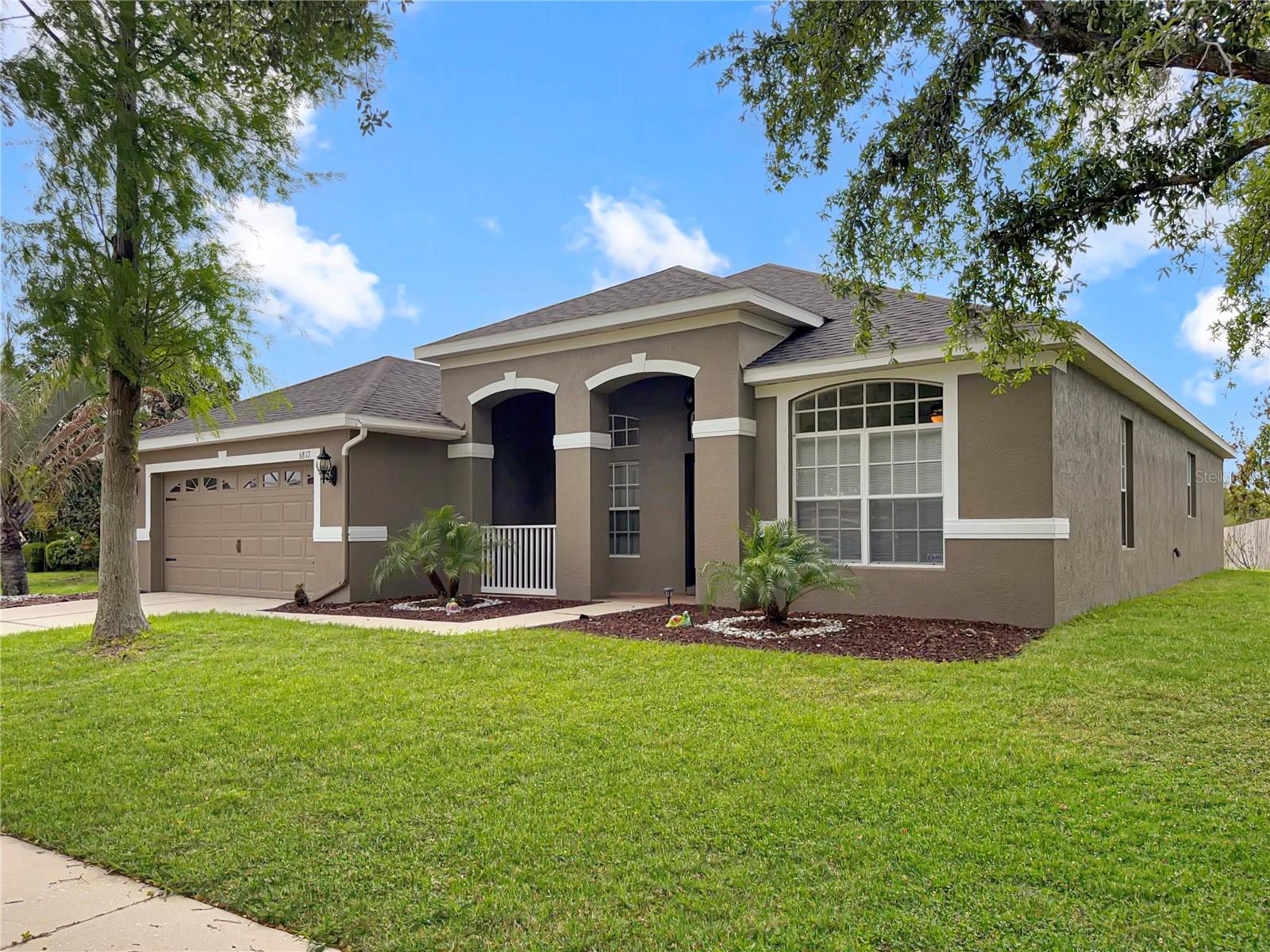 Image 2 of 34 For 6817 Cromwell Garden Dr