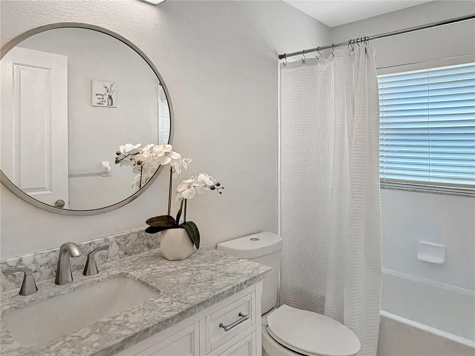 Image 22 of 34 For 6817 Cromwell Garden Dr