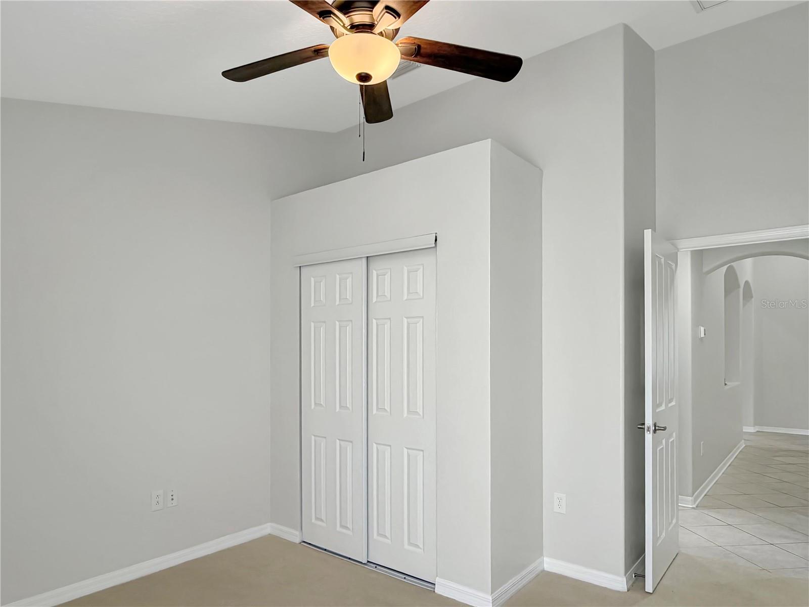 Image 26 of 34 For 6817 Cromwell Garden Dr