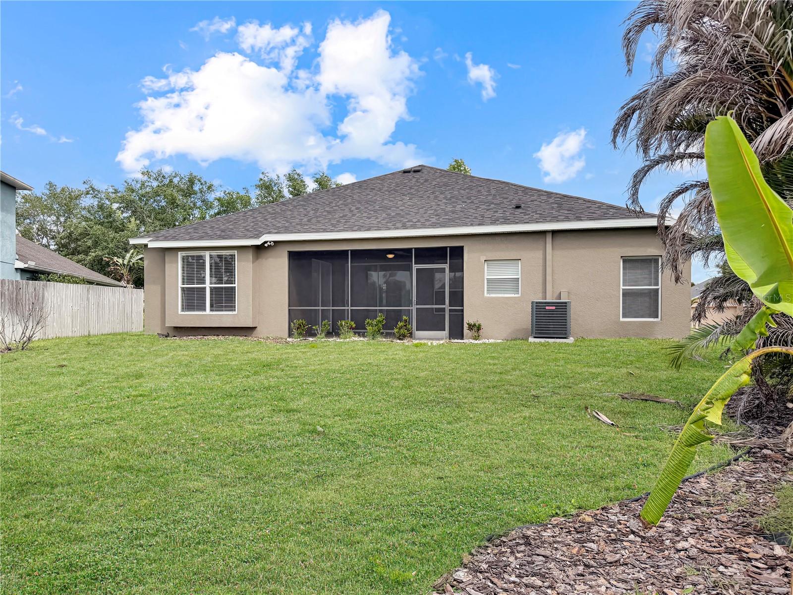 Image 30 of 34 For 6817 Cromwell Garden Dr