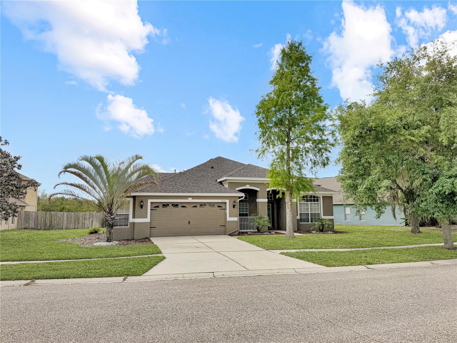 Image 32 of 34 For 6817 Cromwell Garden Dr