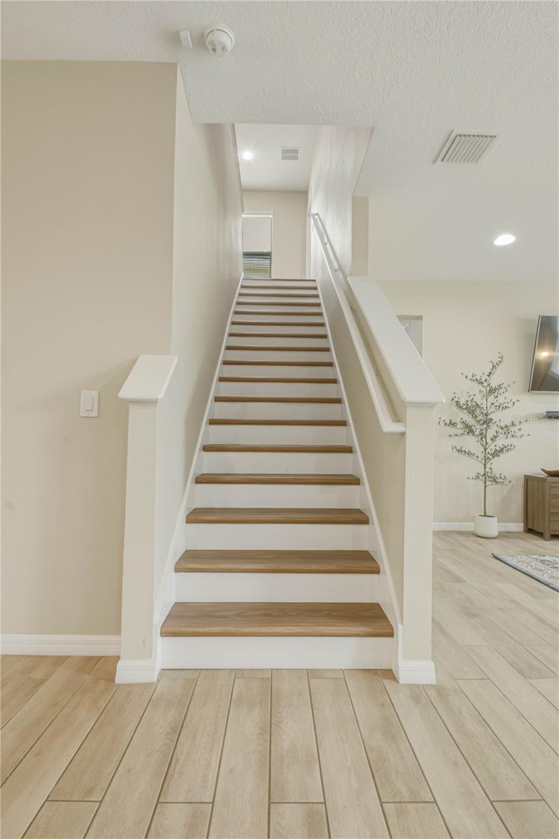 Image 14 of 32 For 8415 Praise Drive