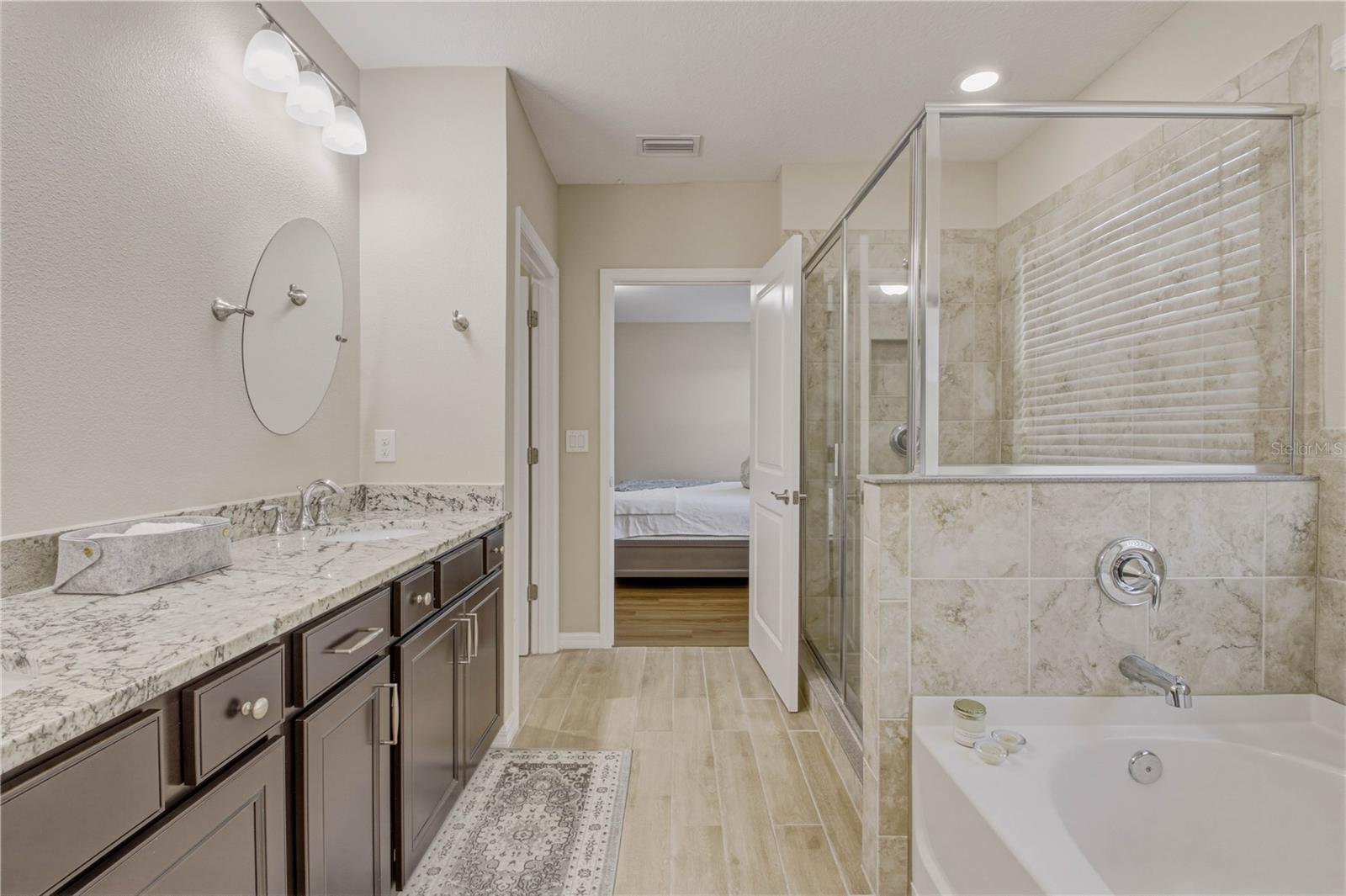 Image 18 of 32 For 8415 Praise Drive