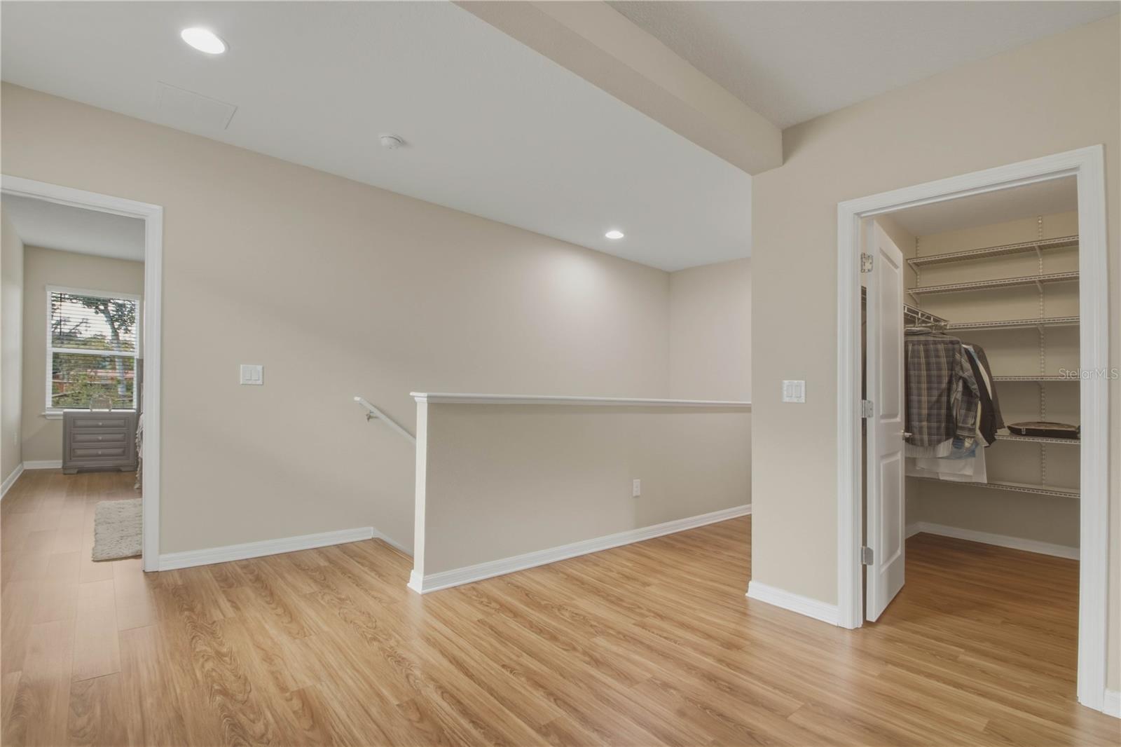 Image 23 of 32 For 8415 Praise Drive