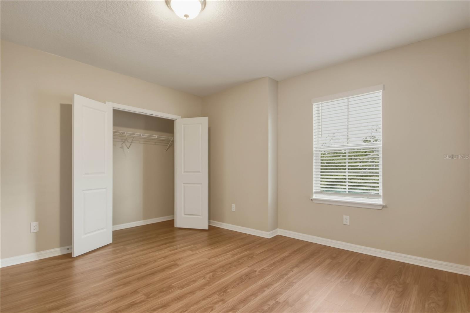 Image 25 of 32 For 8415 Praise Drive