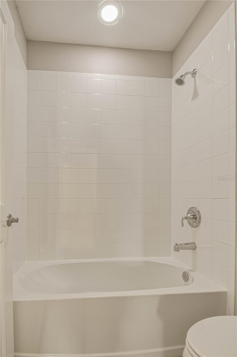 Image 29 of 32 For 8415 Praise Drive