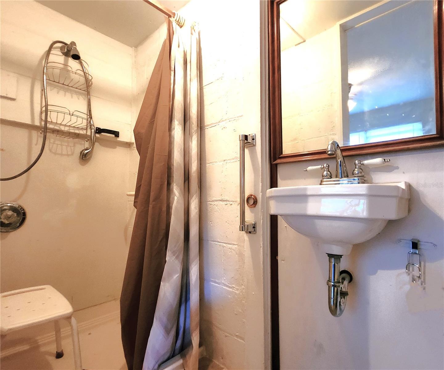 Image 21 of 30 For 7805 12th Street