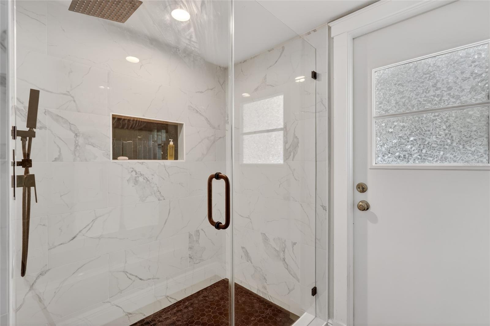 Image 22 of 63 For 14013 Shady Shores Drive