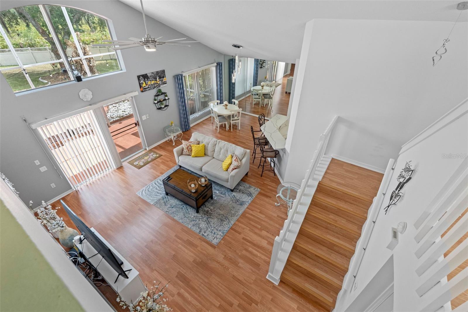 Listing photo id 19 for 17648 Nathans Drive