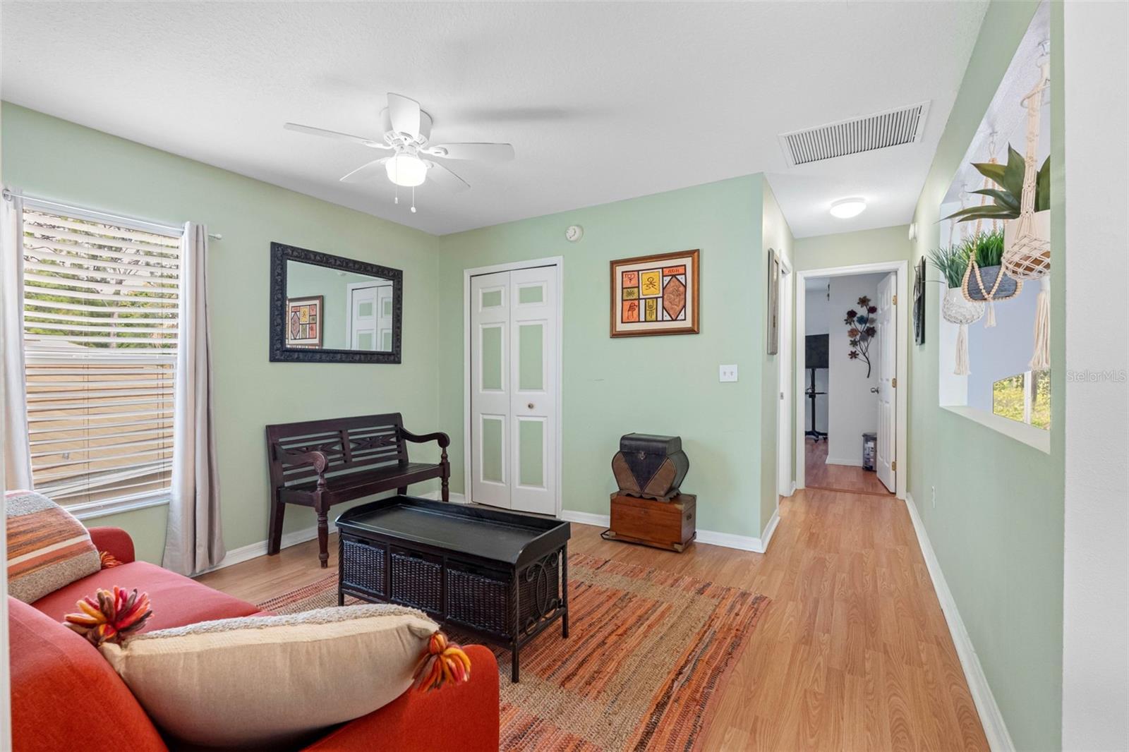 Listing photo id 21 for 17648 Nathans Drive