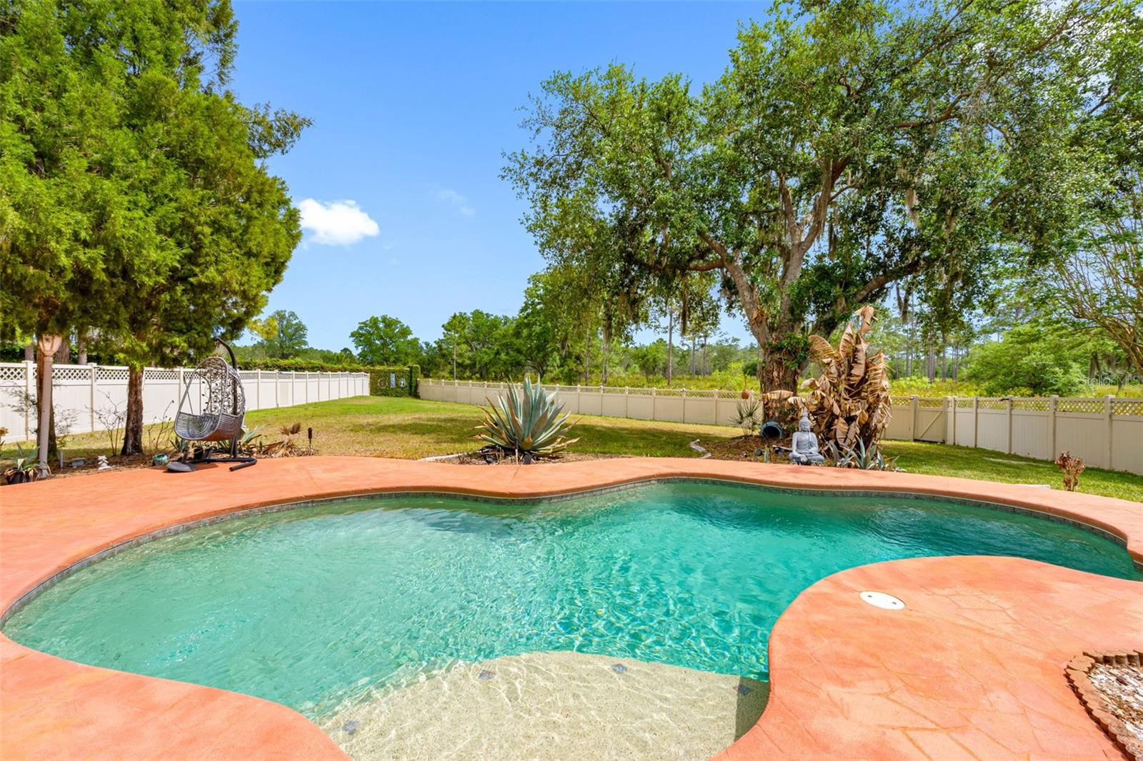 Listing photo id 39 for 17648 Nathans Drive