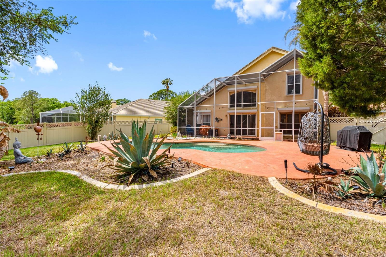 Listing photo id 44 for 17648 Nathans Drive