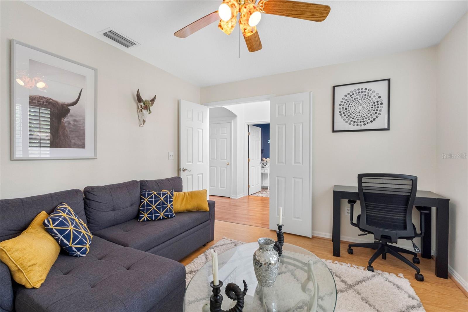 Listing photo id 5 for 17648 Nathans Drive