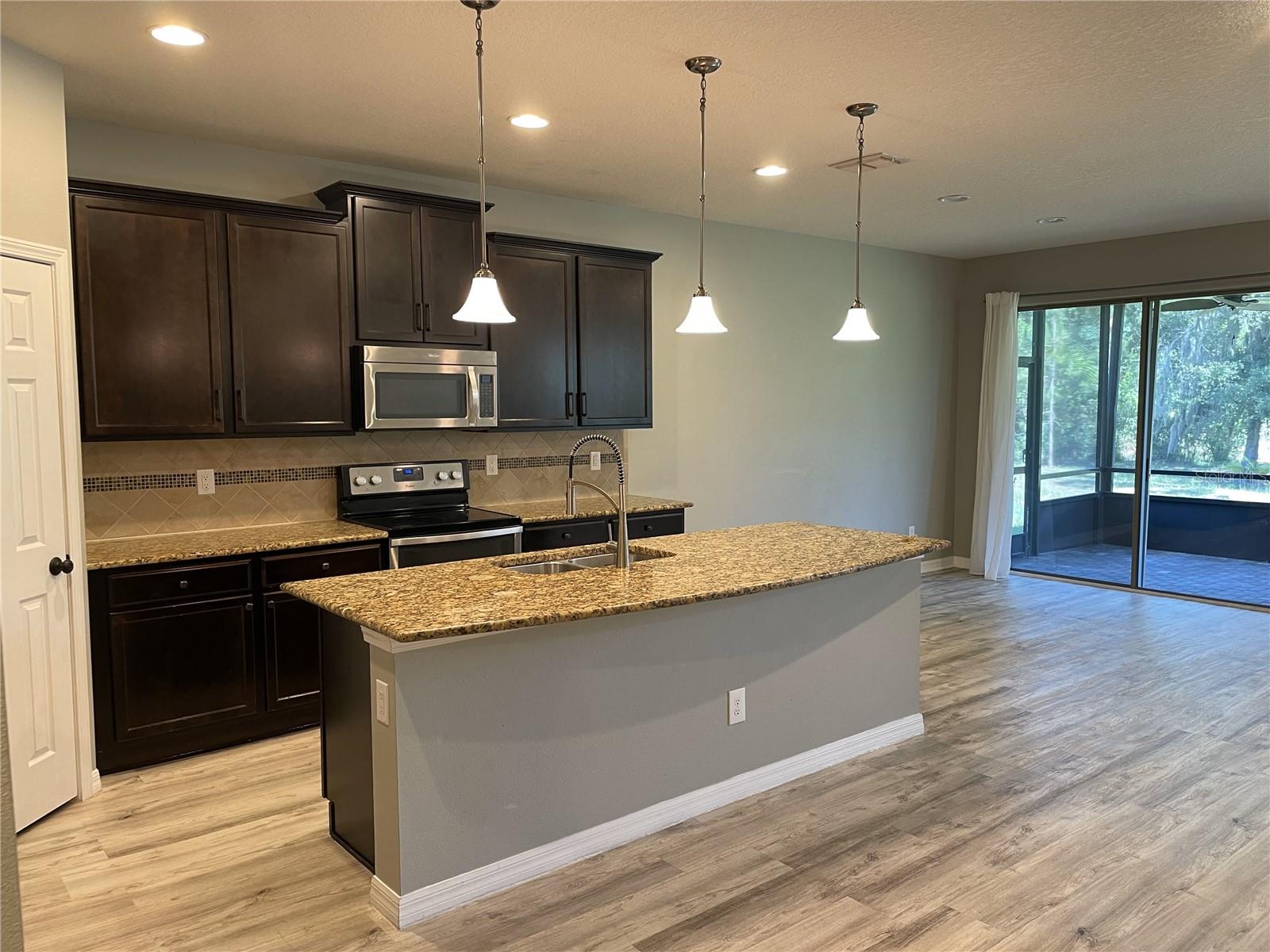 Image 6 of 25 For 11019 55th Court E