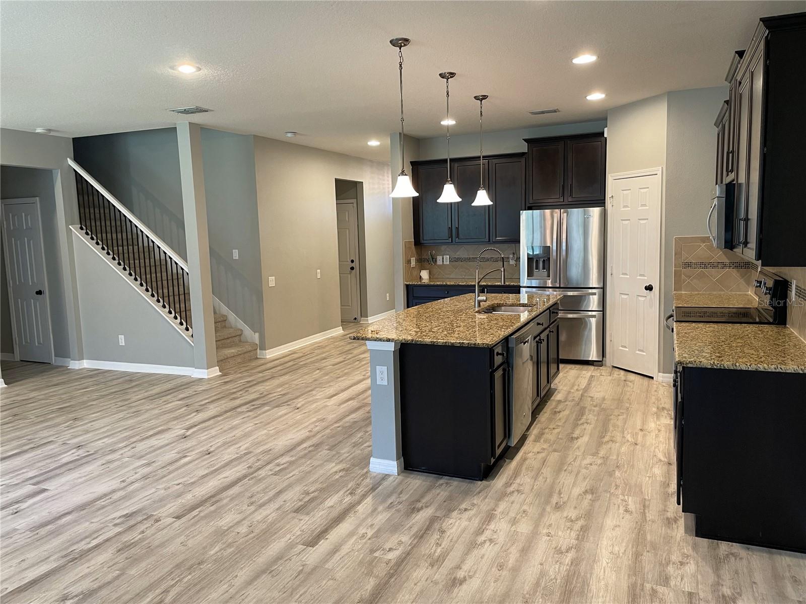 Image 7 of 25 For 11019 55th Court E