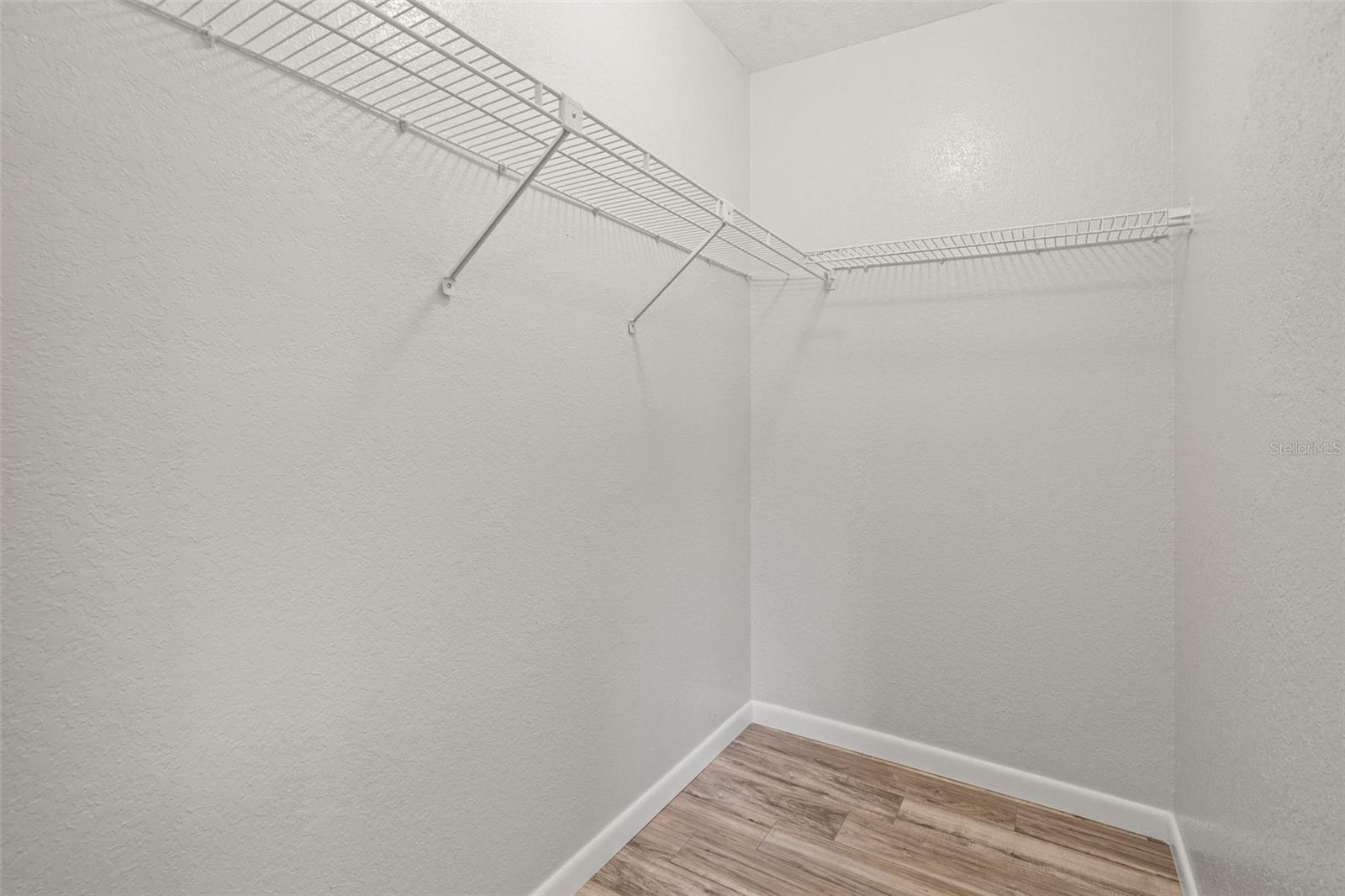 Image 18 of 34 For 10444 Keystone Street