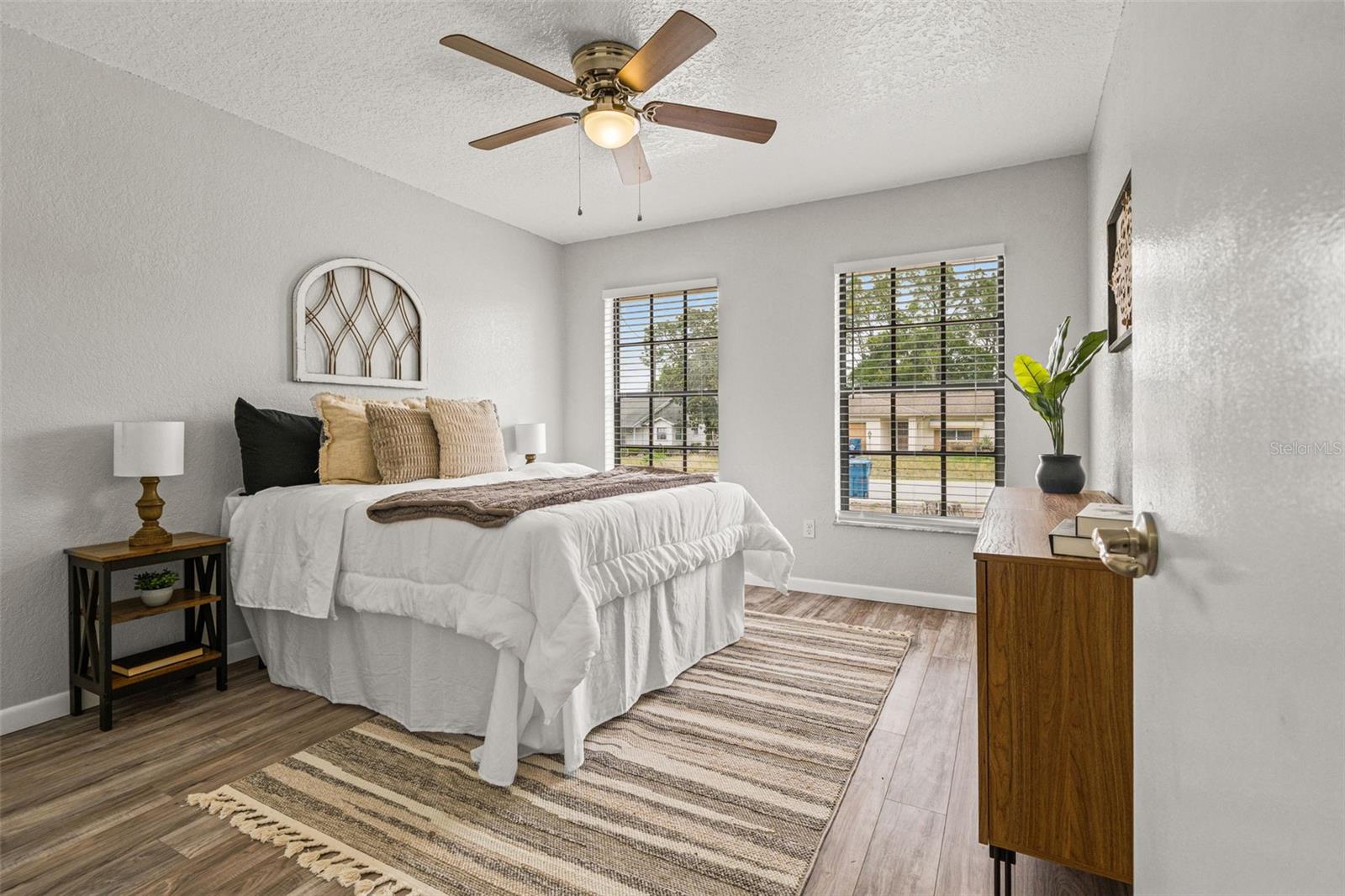 Image 19 of 34 For 10444 Keystone Street