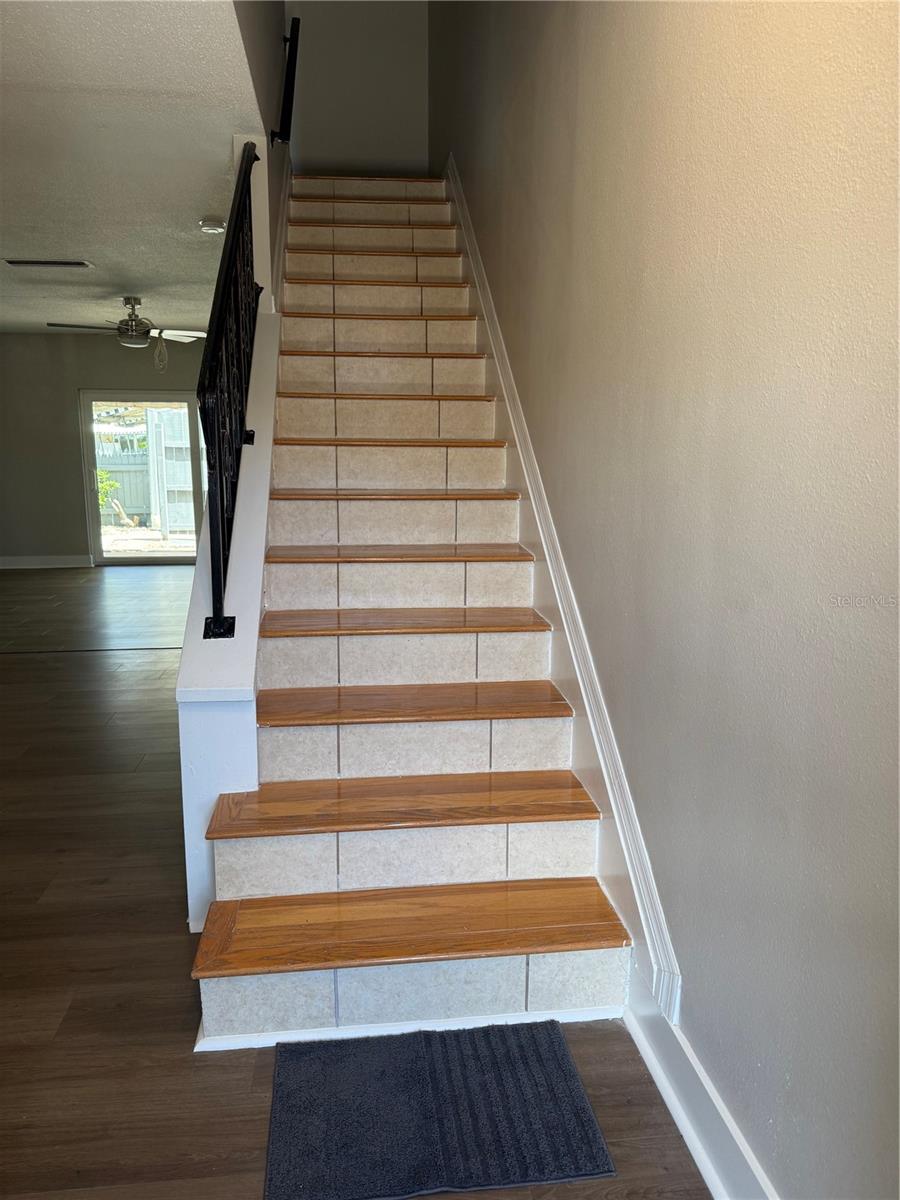 Image 16 of 33 For 6919 Place De La Paix 6919