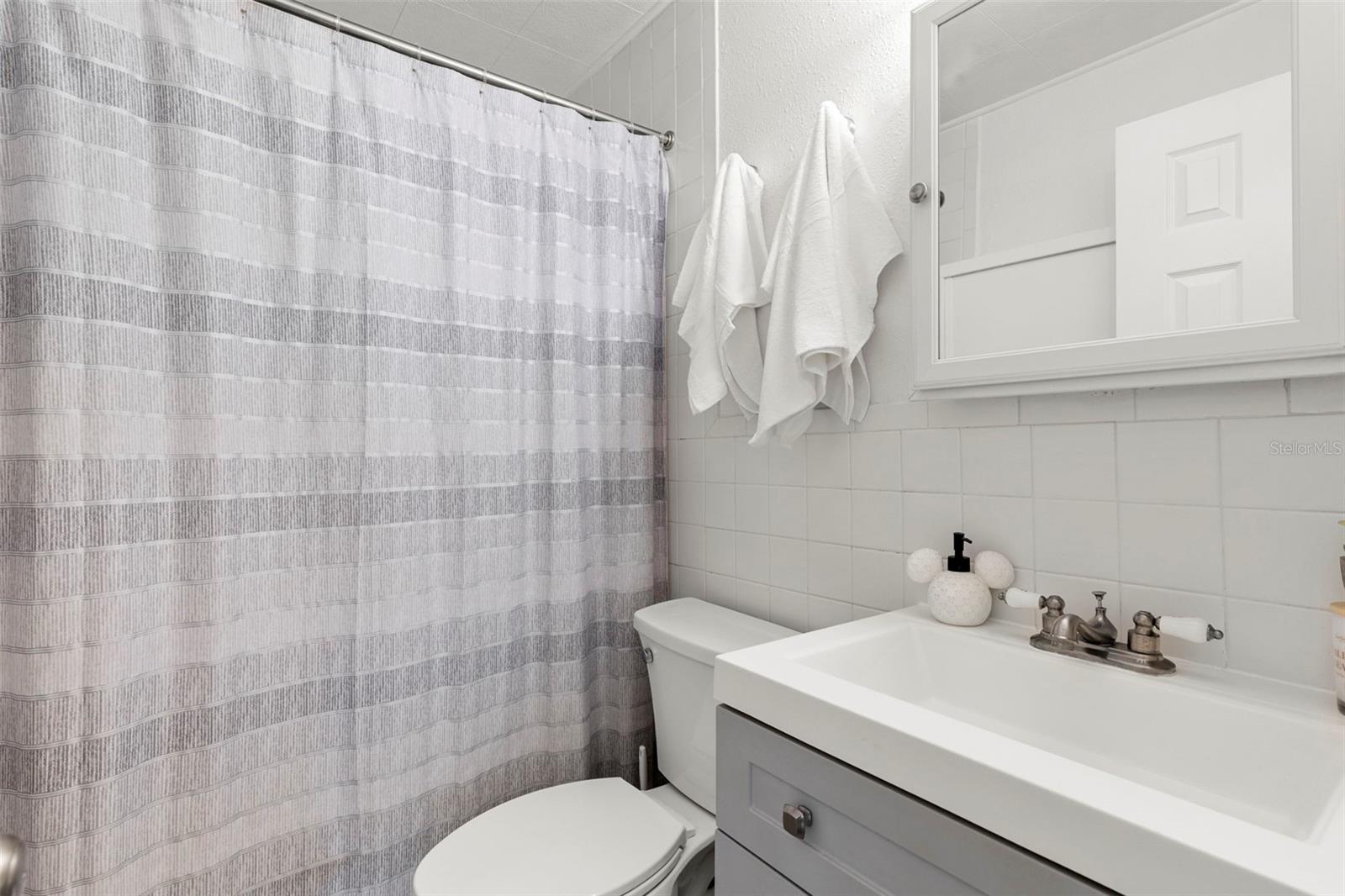 Image 20 of 52 For 7001 13th Street N