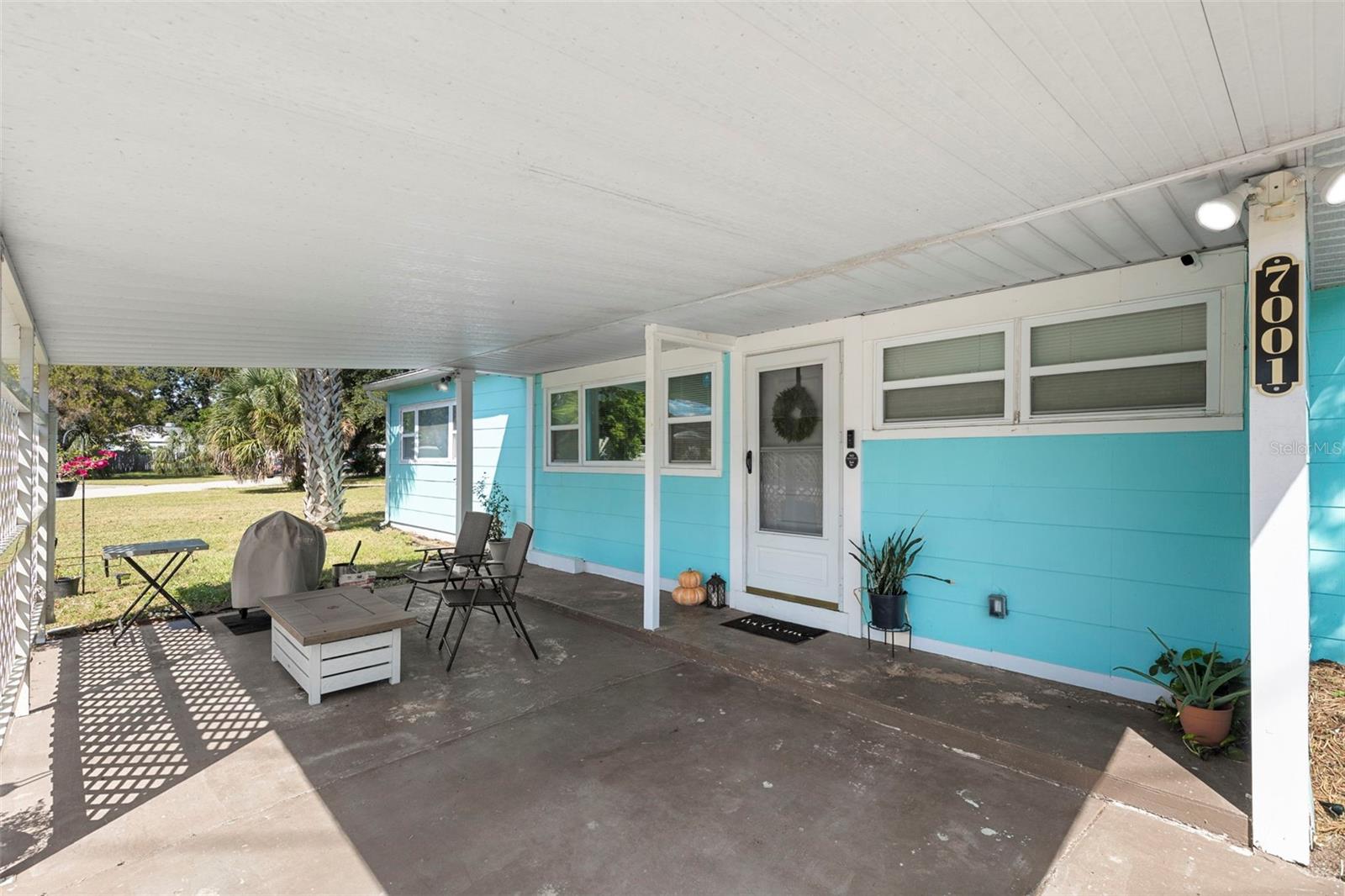 Image 5 of 52 For 7001 13th Street N