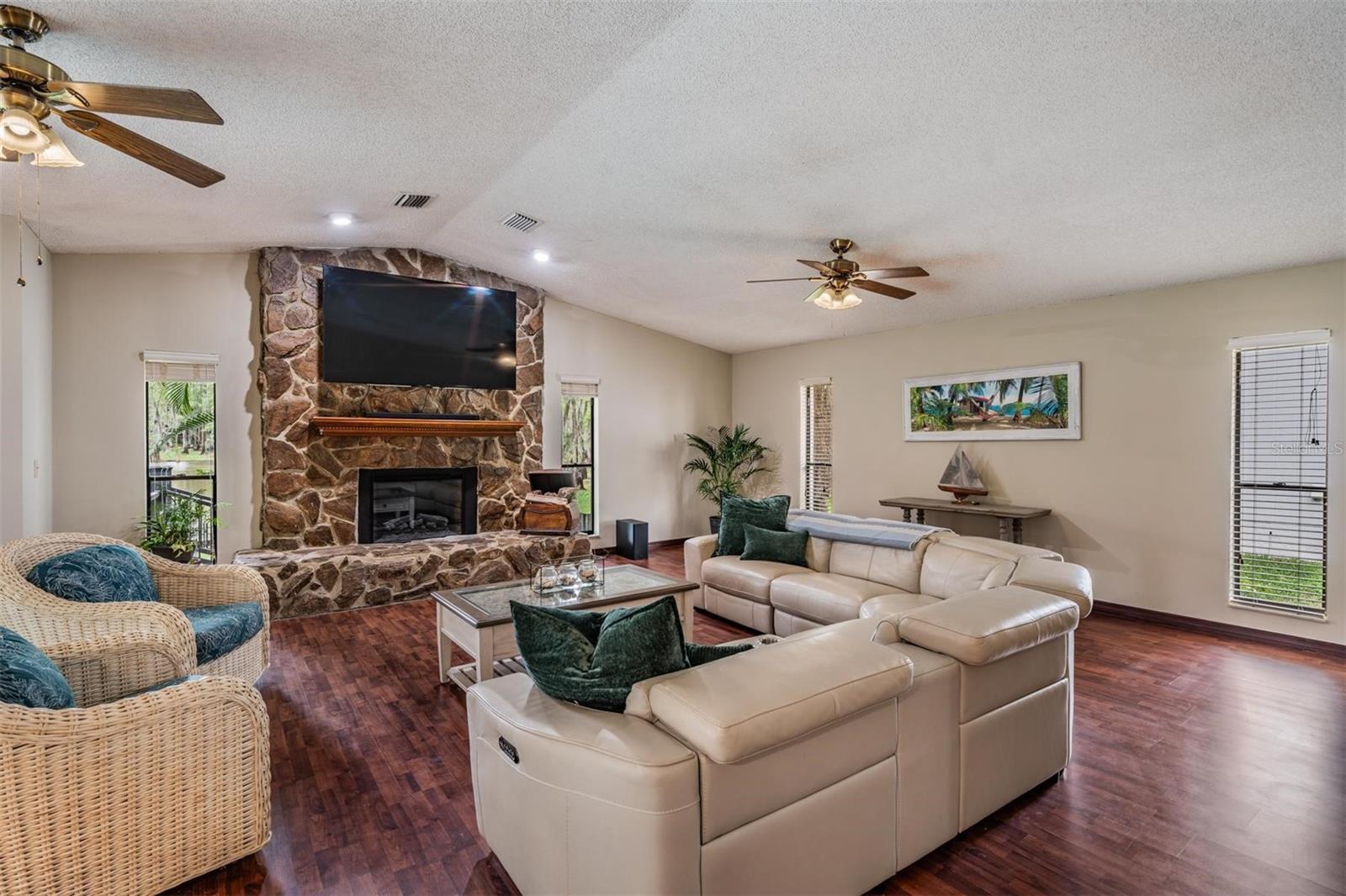 Image 18 of 50 For 3428 Valley Ranch Drive