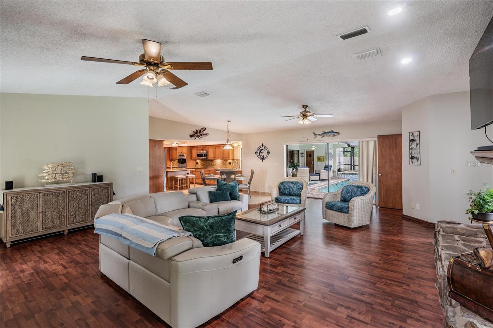 Image 19 of 50 For 3428 Valley Ranch Drive