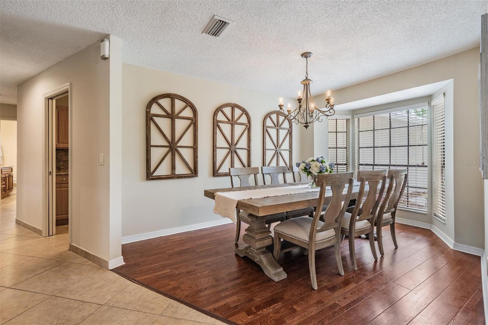 Image 9 of 50 For 3428 Valley Ranch Drive