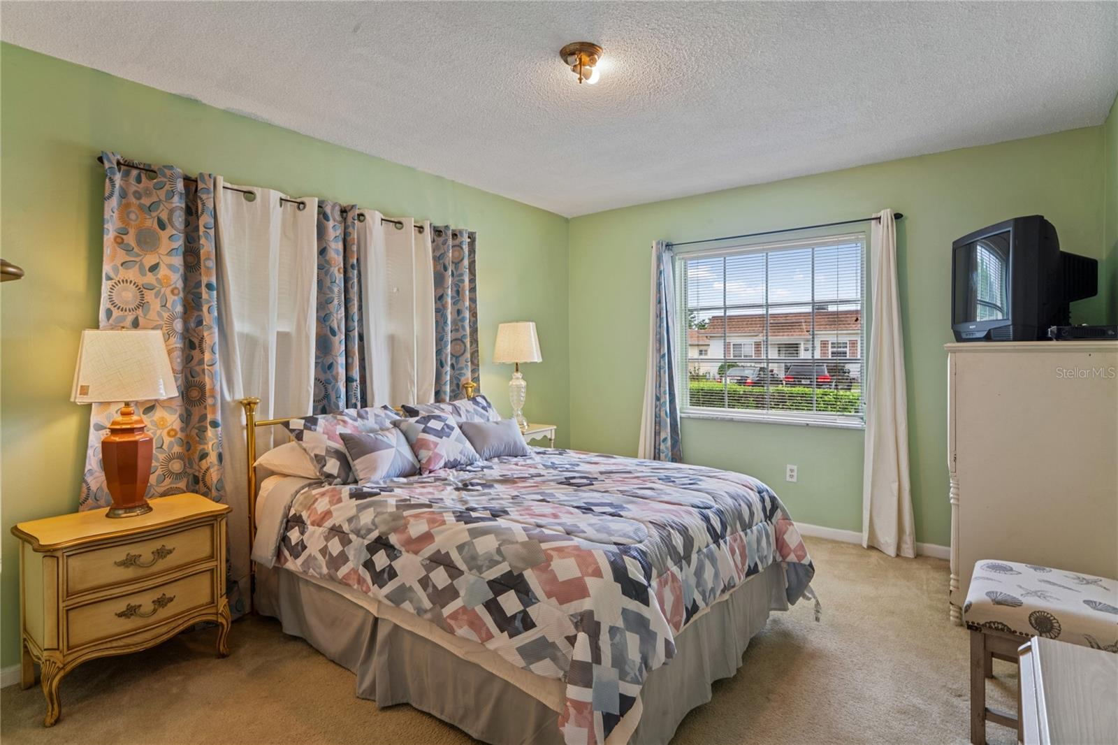 Image 13 of 29 For 1611 Lake Avenue 1