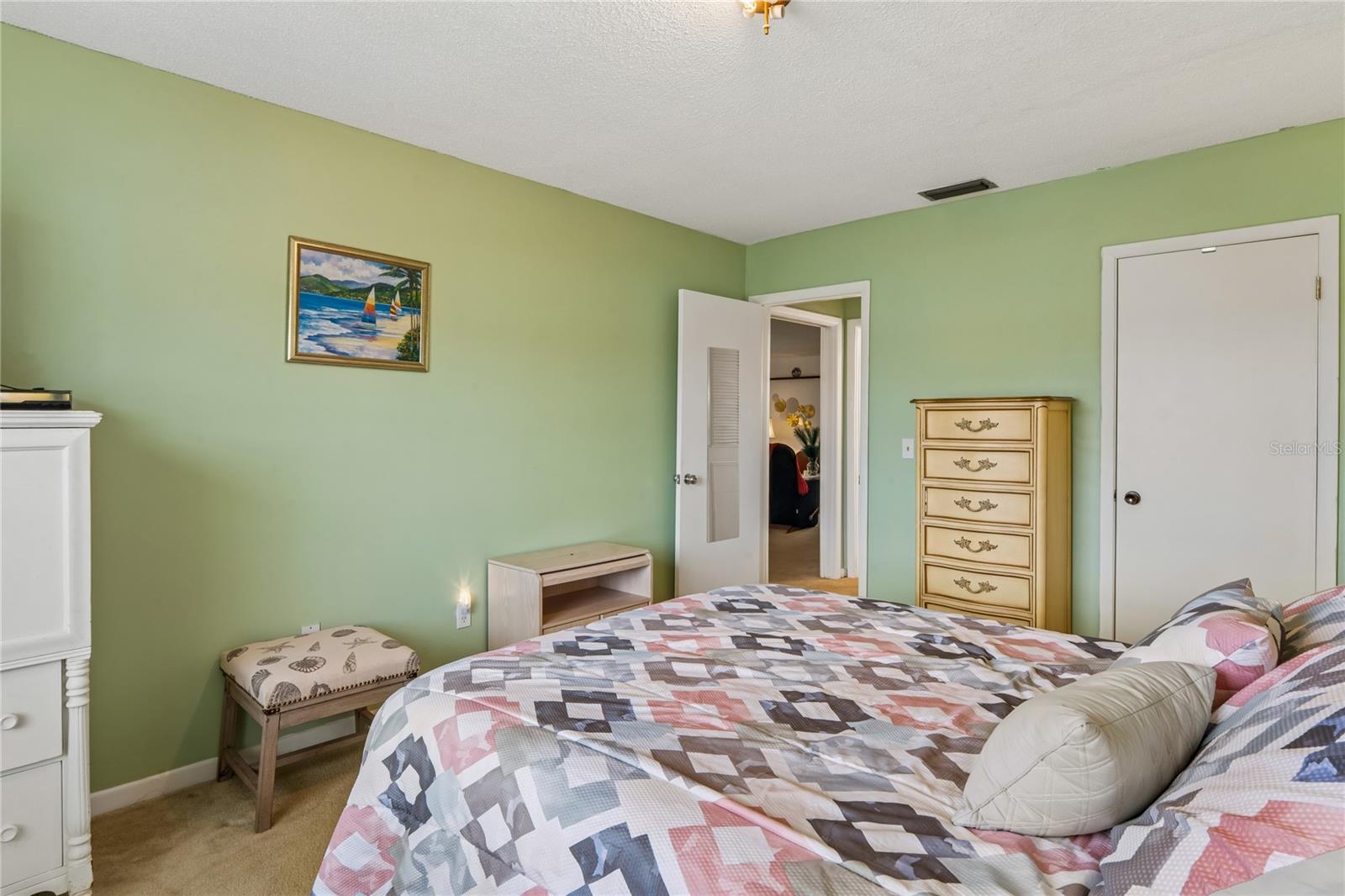 Image 14 of 29 For 1611 Lake Avenue 1