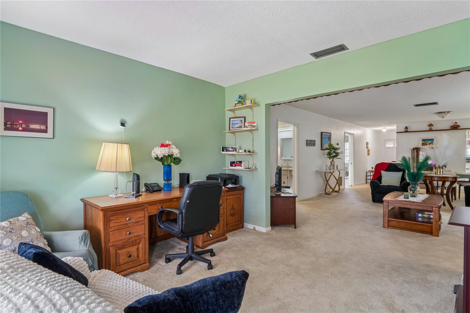 Image 21 of 29 For 1611 Lake Avenue 1