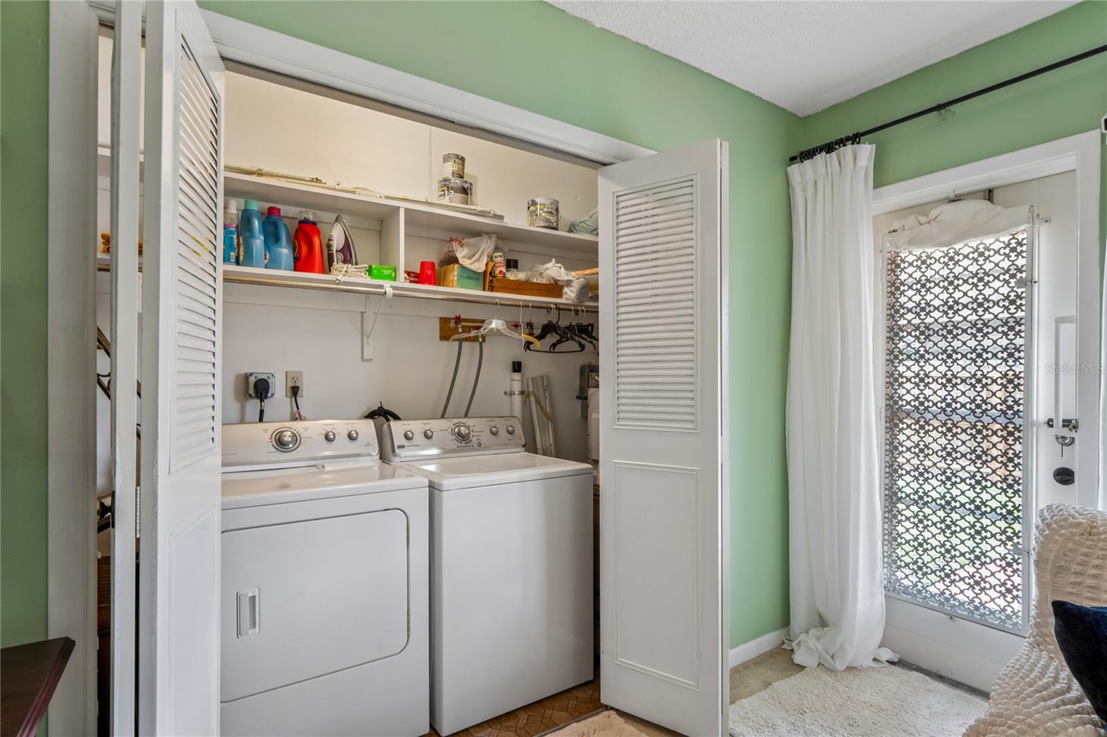 Image 23 of 29 For 1611 Lake Avenue 1