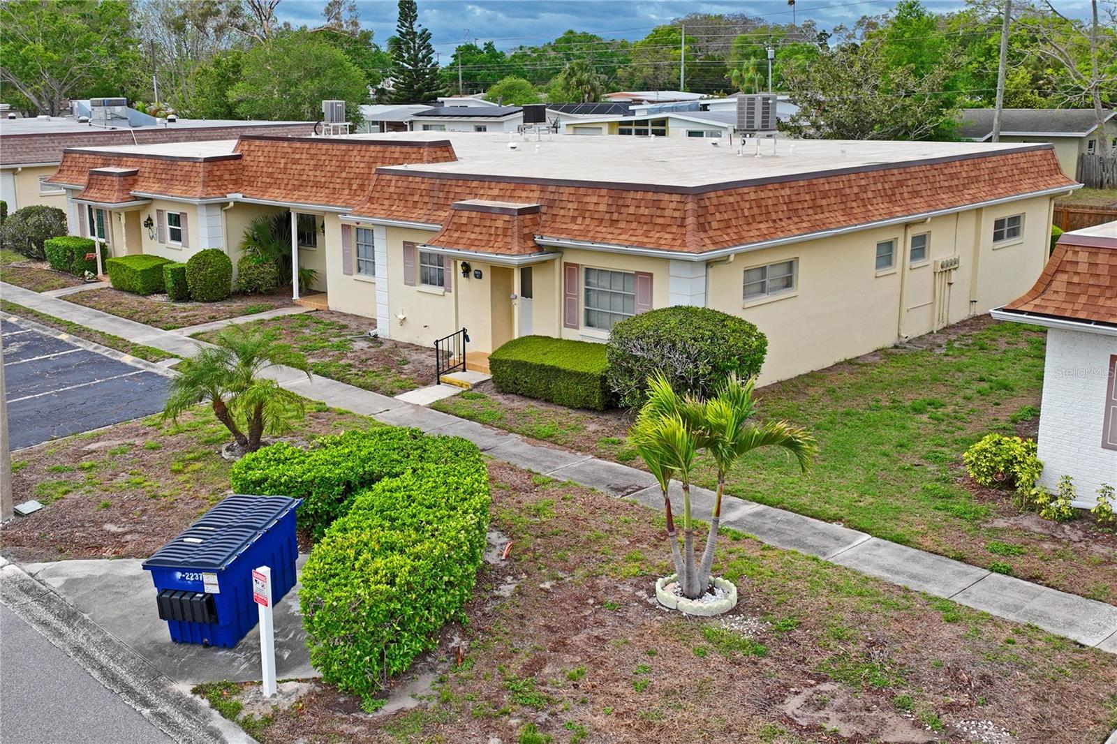 Image 25 of 29 For 1611 Lake Avenue 1