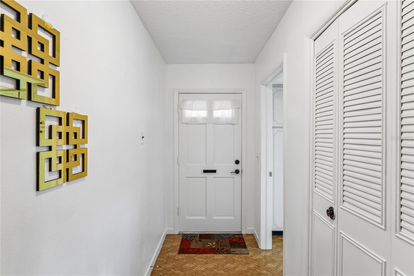 Image 3 of 29 For 1611 Lake Avenue 1