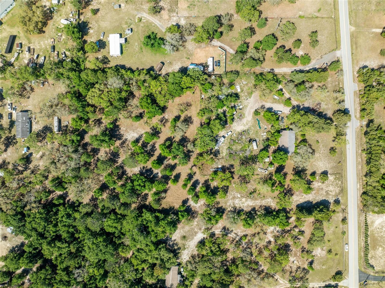 Listing photo id 10 for 07-24-18-0010-00000-0781